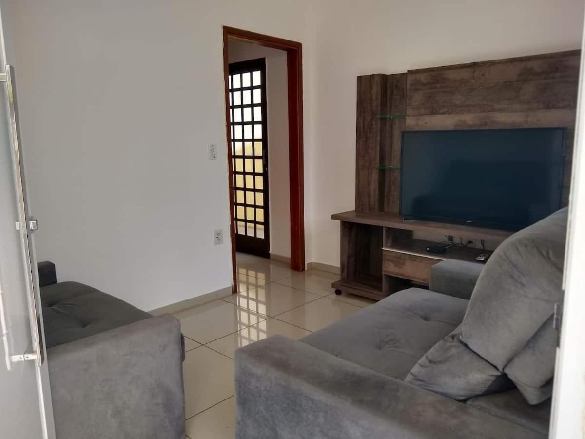 Bela Casa Com Churrasqueira E Estacionamento Villa Olímpia Exterior foto